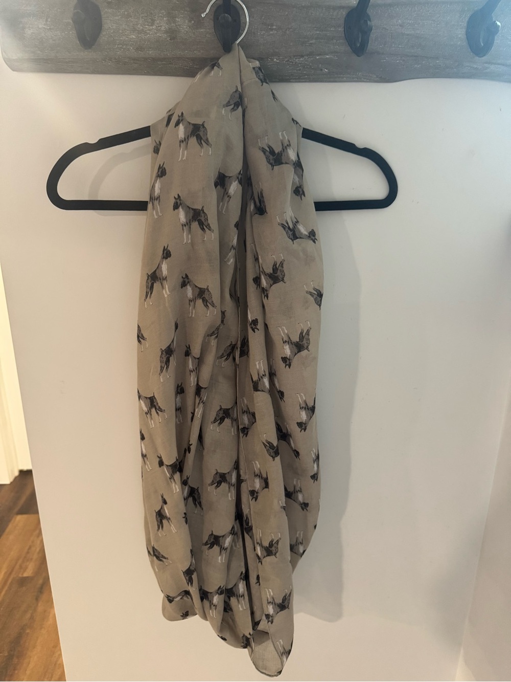 Beige Boxer Dog-Print Lightweight Women's Scarf